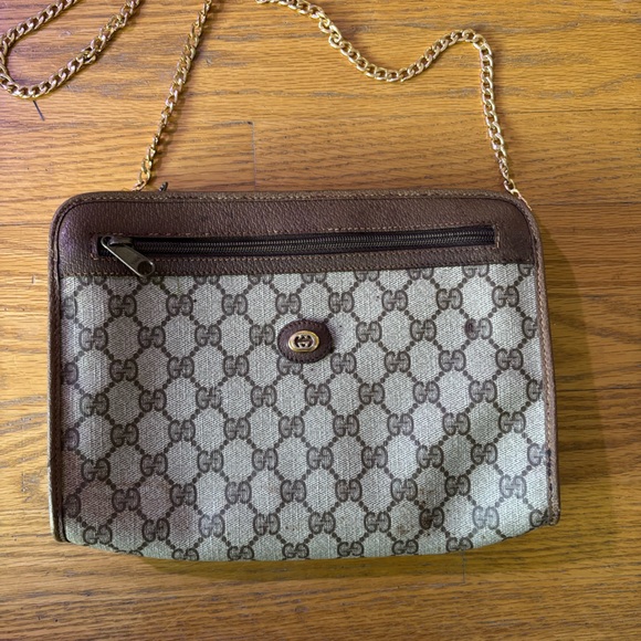 Authentic Gucci pouch with crossbody conversion - Picture 1 of 12